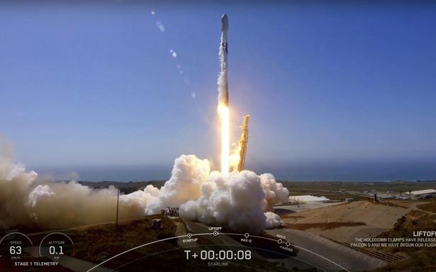 SpaceX launches Starlink satellites from California